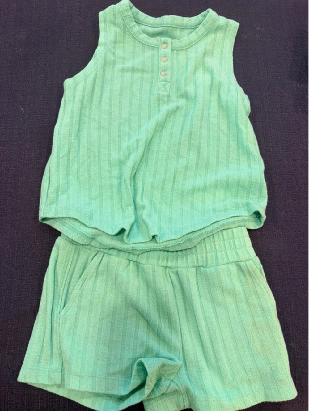 Green ribbed set - Picture 2 of 4